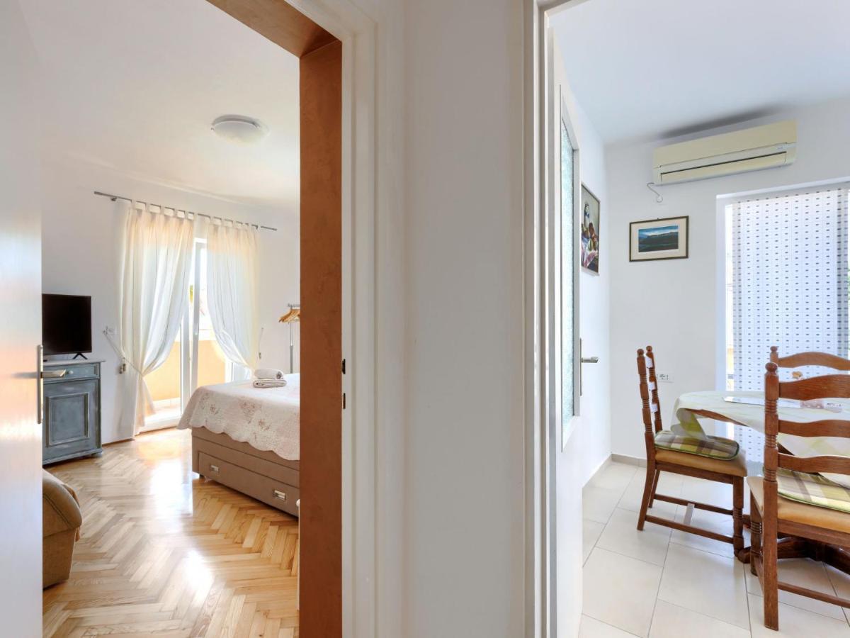 Apartment Villa Alba-2 By Interhome อูมัค ภายนอก รูปภาพ